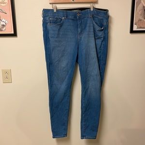 Torrid Bombshell Skinny